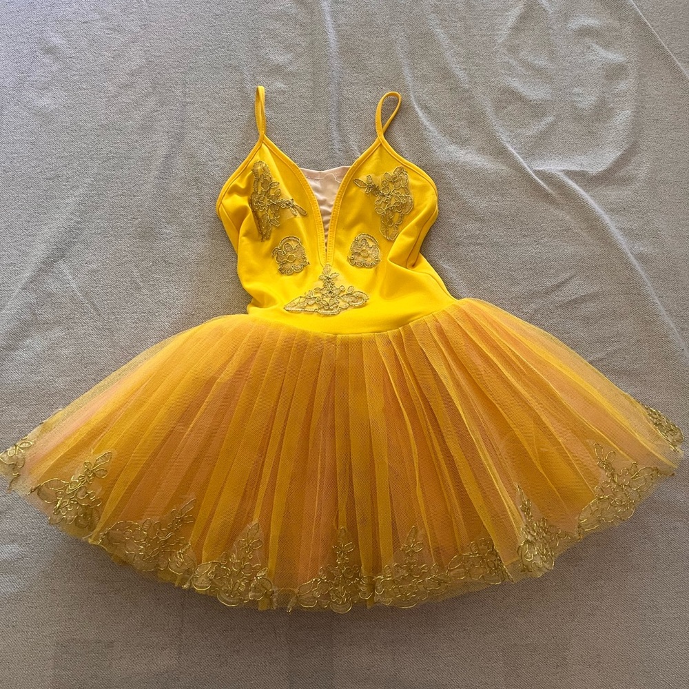 Yellow dance Tutu